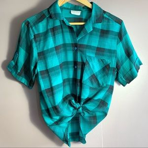 VINTAGE GREEN PLAID BUTTON UP  ROLL TAB SLEEVES